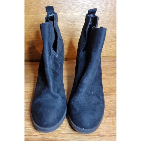 Charlotte Russe Cassidy Slip On Ankle Boots - Picture 2 of 11